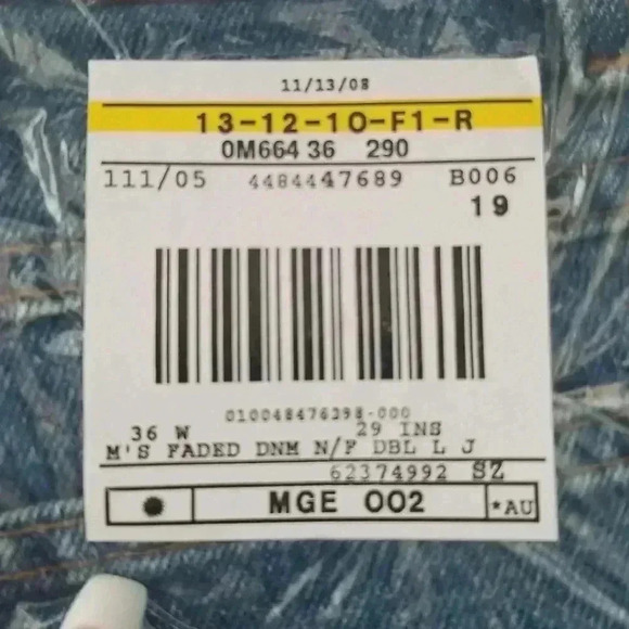 LL BEAN Men's Double L® Jeans, Classic Fit, Straight Leg 36W x 29L - Picture 3 of 6